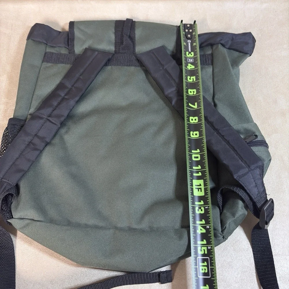 Vacation Station Hiking Backpack Green/Black Buckle Closure